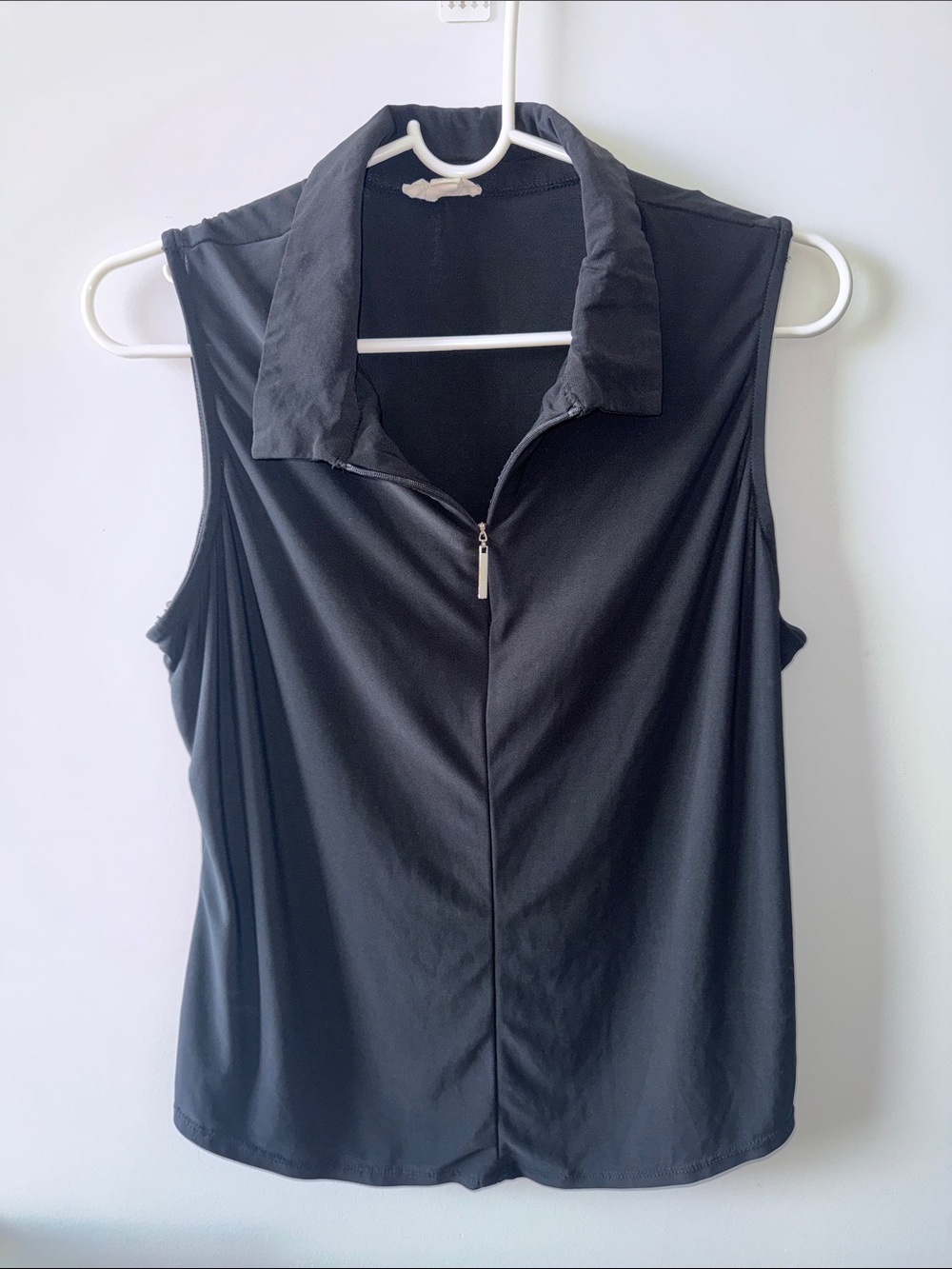 Sleeveless Zip-Collar Women’s Tank Top - Black